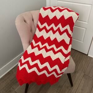 Handmade Crochet Chevron Stripe Retro Afghan Blanket